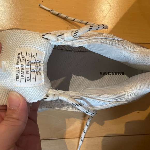 BALENCIAGA Triple S Clear Sole Sneakers - Picture 2 of 5